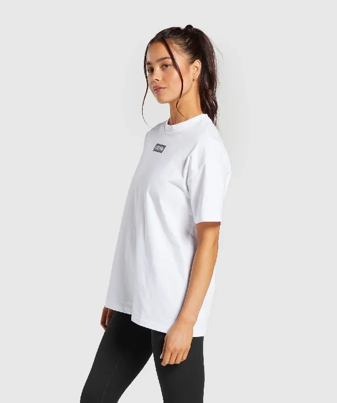 gymshark-block-oversized-t-shirt-white-ss24