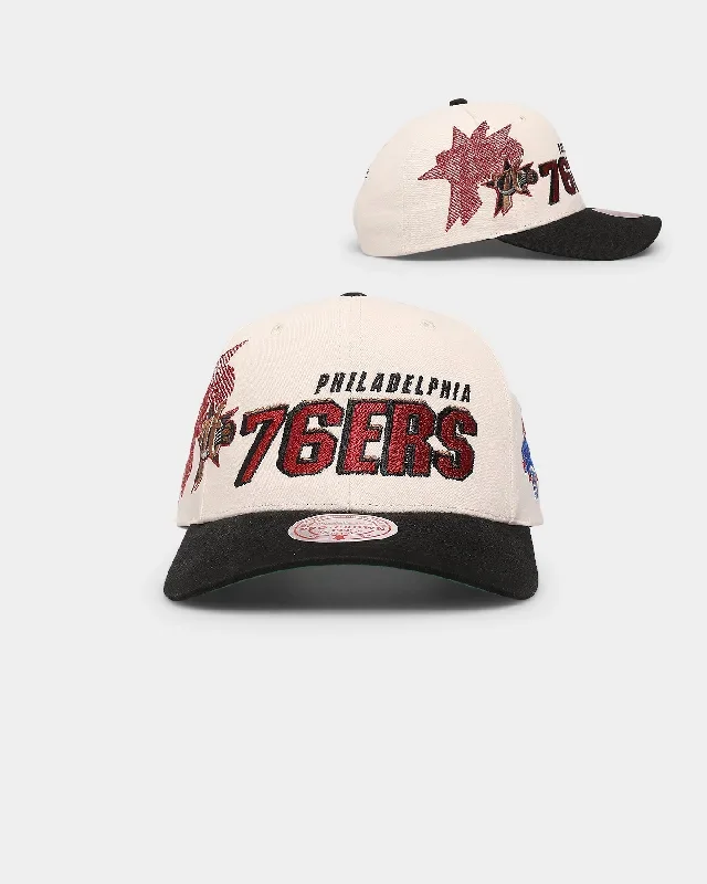 Mitchell & Ness Philadelphia 76ers '96 Draft' Pro Crown Snapback Off White