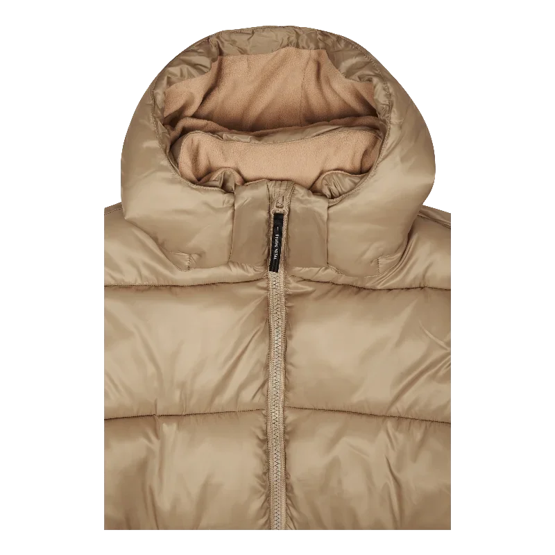 studio-total-recycled-puffer-jacket-beige