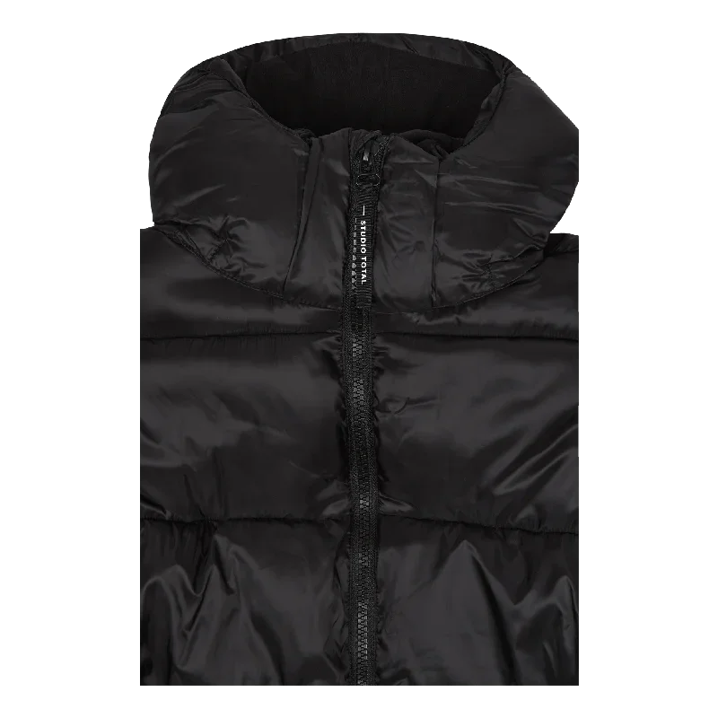 studio-total-recycled-puffer-jacket-black