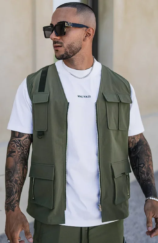 Utility Cargo Vest in Khaki