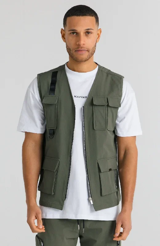 utility-cargo-vest-in-khaki